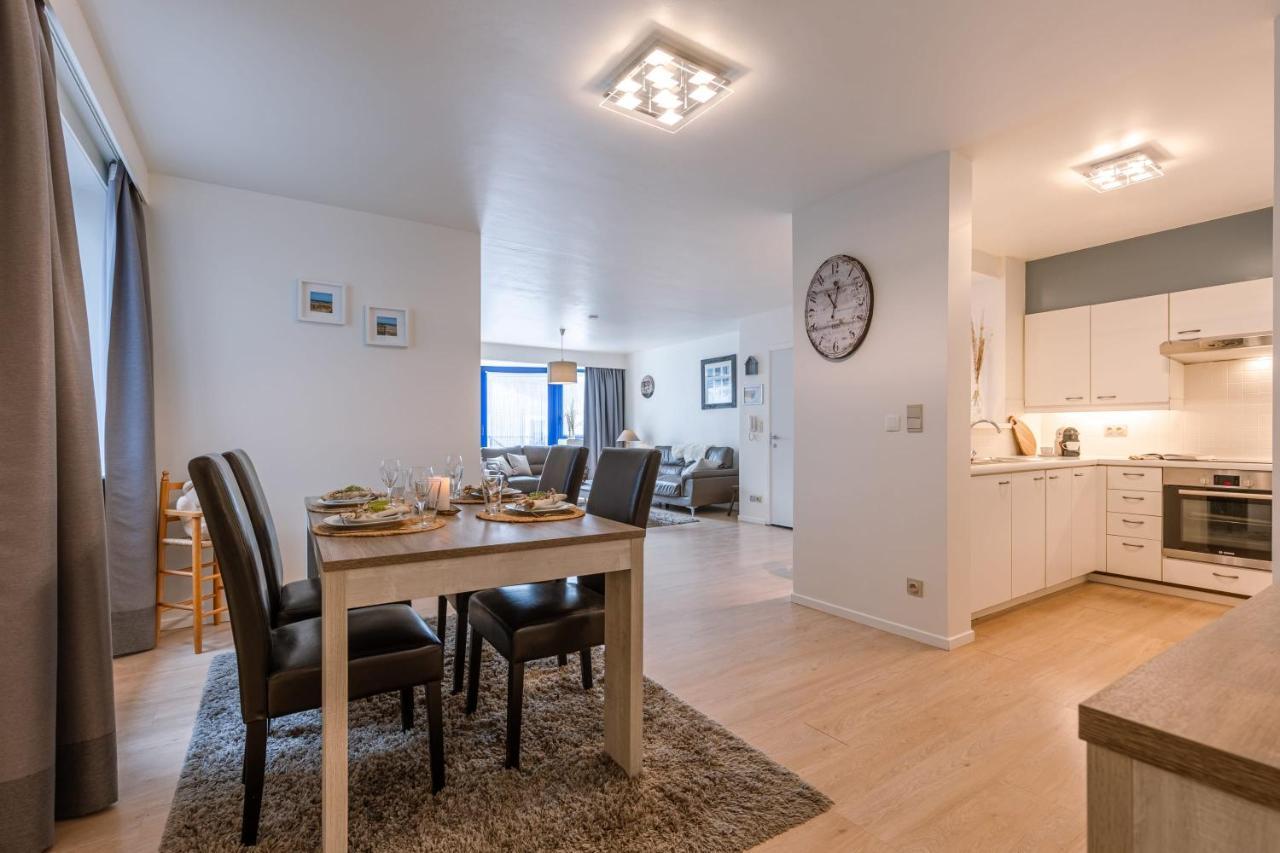 Charming Apartment Near The Beach Blankenberge Exterior photo